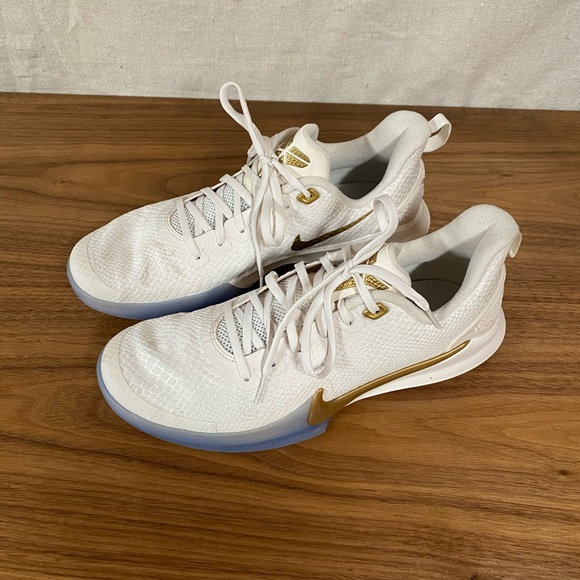 nike sneakers limited edition